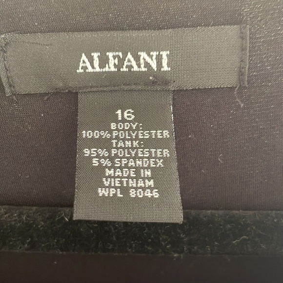 Alfani double layered black top with chiffon-like cover - Picture 5 of 6